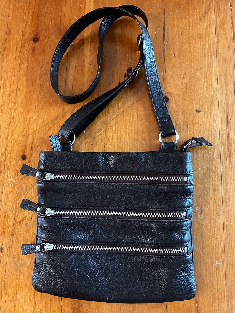 DANIER LEATHER Genuine Leather Multi-Pocket Crossbody Shoulder Bag in Dark Brown